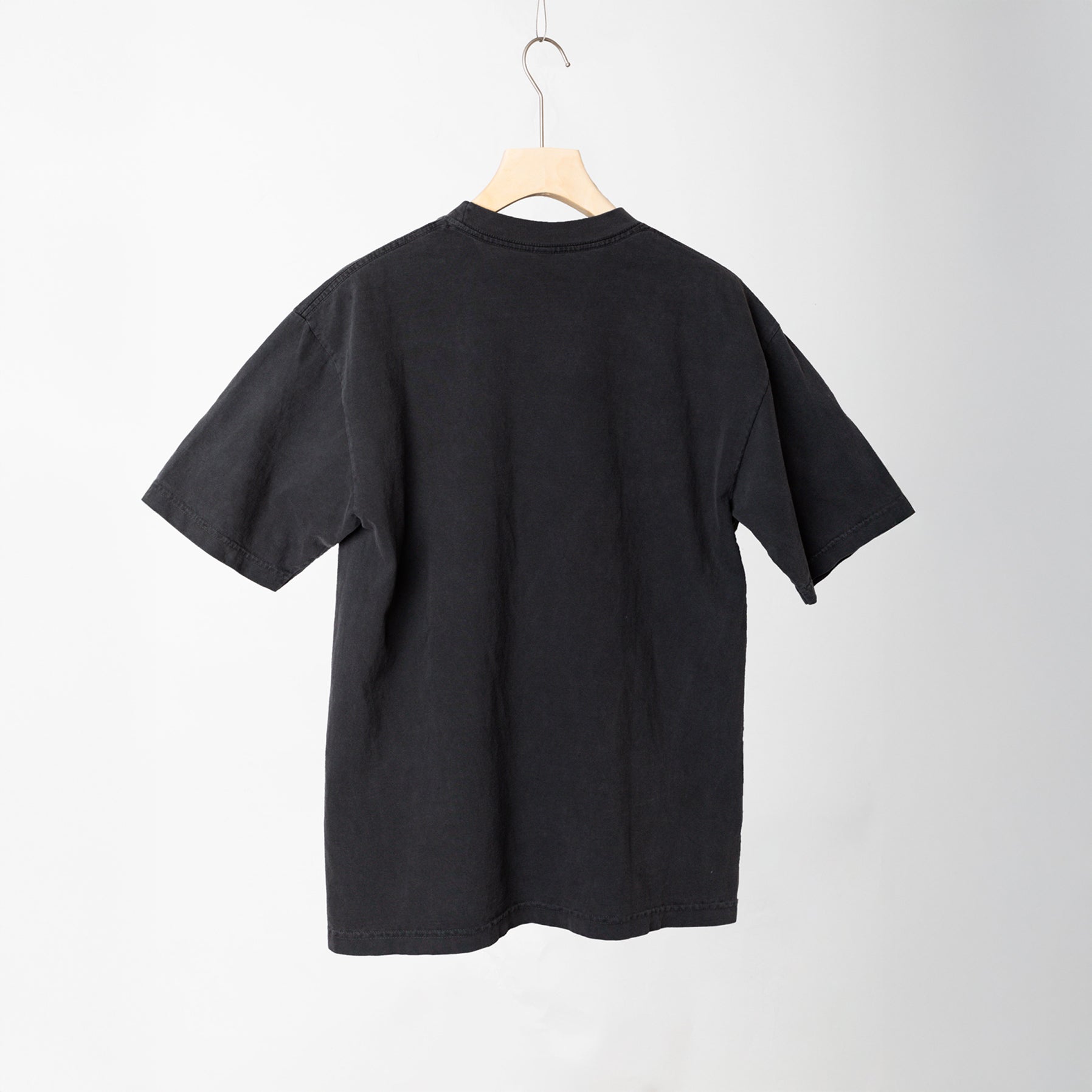 ブラック&ホワイトのティーボール adidas Originals TOKYO JQ0598 Core Black/Off White Women's